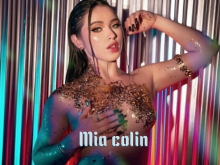 Mia_colin